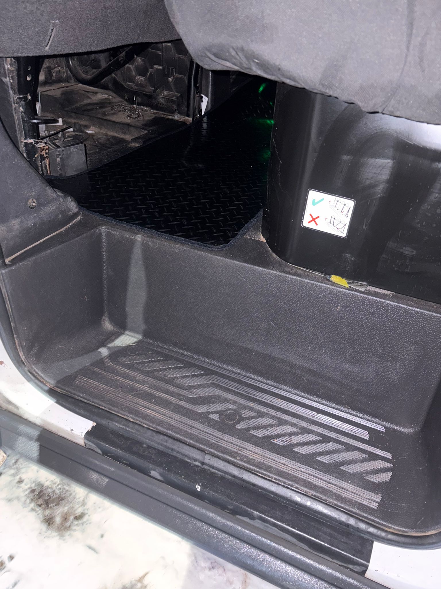 Interior Door Panel Deep Cleaning